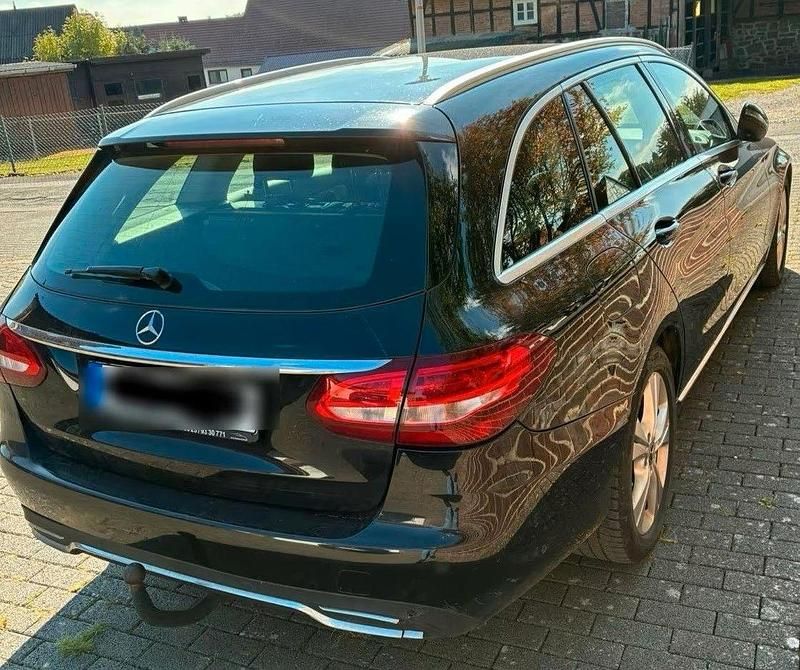 Gebraucht Mercedes C200 136 PS (100 kW) 2016 Schwarz Kombi