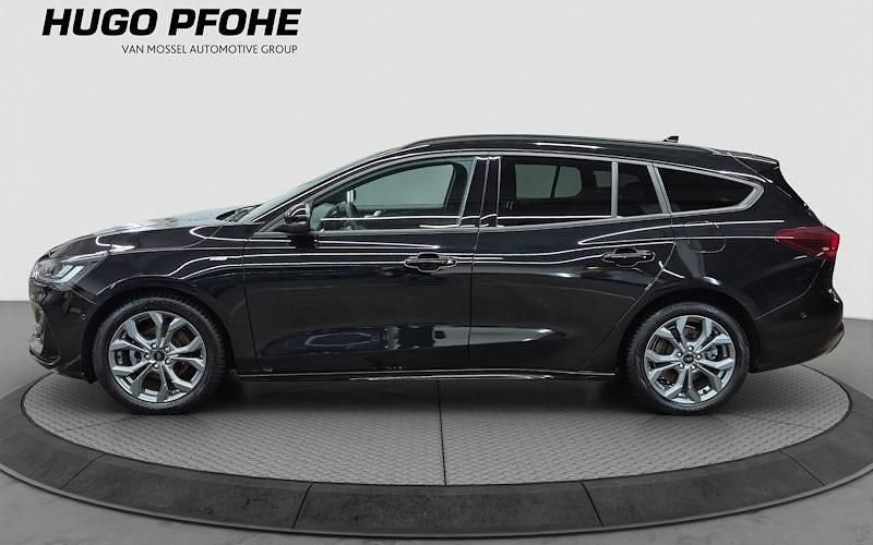 Gebraucht Ford Focus ST-Line X 125 PS (91 kW) 2023 Schwarz Kombi