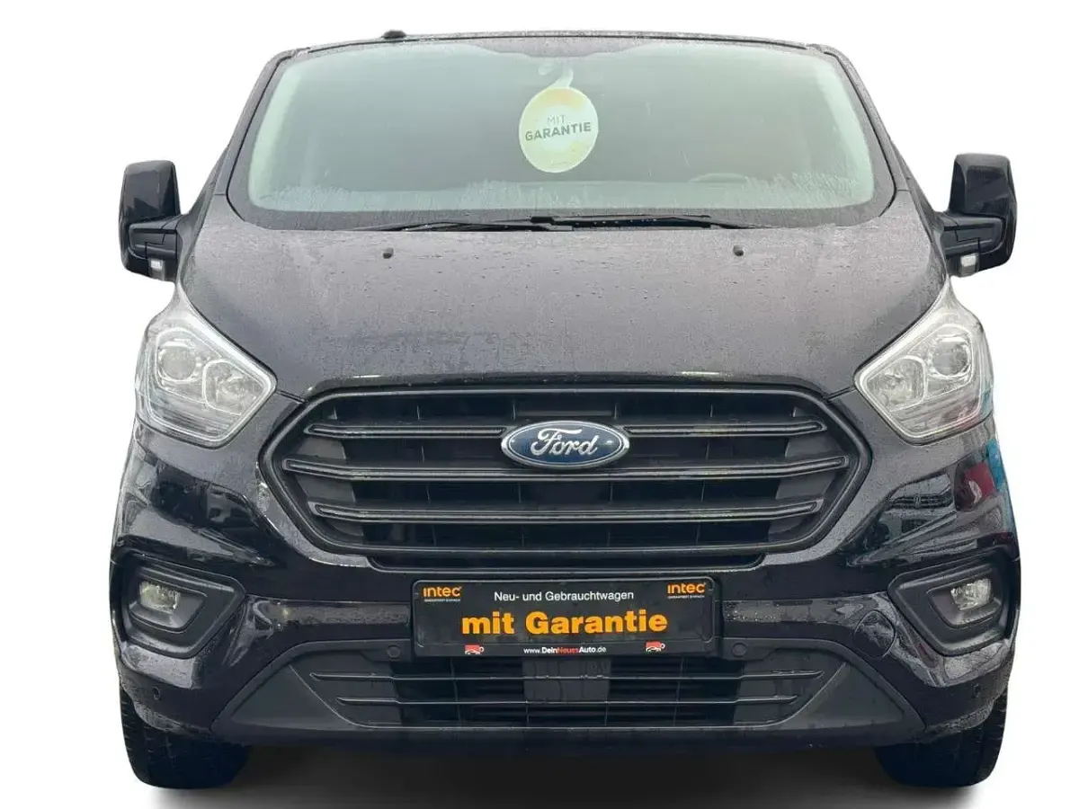 Gebraucht Ford Transit Custom 131 PS (96 kW) 2019 Shadow black Van / Kleinbus