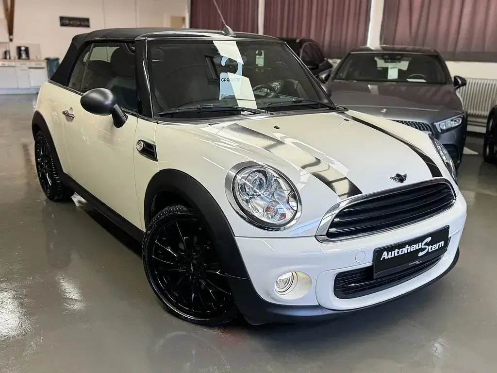 Käytetty Mini One Cabriolet 98 HP (72 kW) 2015 Valkoinen Avoauto