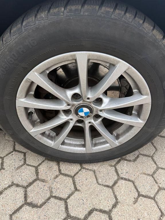 Gebraucht BMW 320 184 PS (135 kW) 2014 Blau Limousine