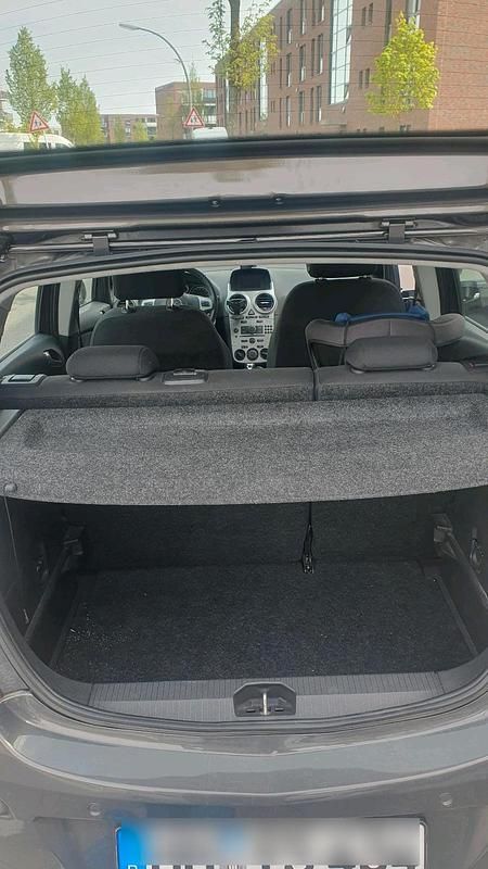 Gebraucht Opel Corsa 100 PS (73 kW) 2012 Grau Kleinwagen