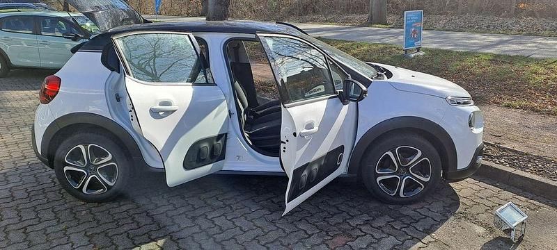 Gebraucht Citroën C3 Shine 82 PS (60 kW) 2017 Weiß Limousine