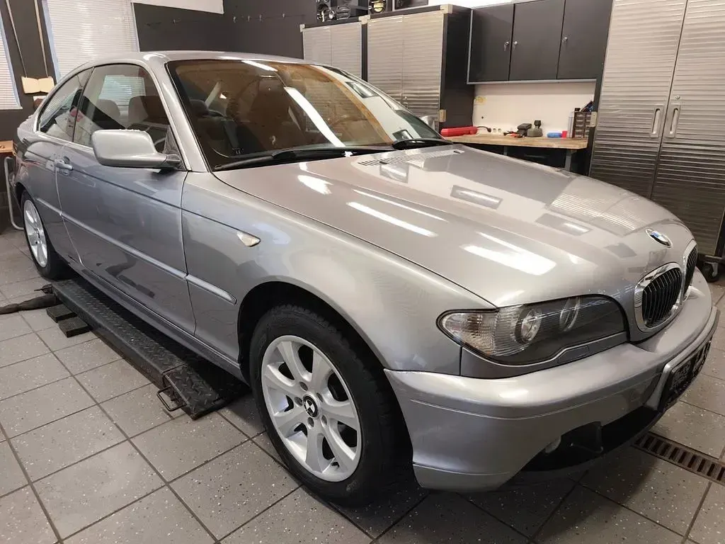 Gebraucht BMW 320 Sport Line 170 PS (125 kW) 2006 Grau Coupé