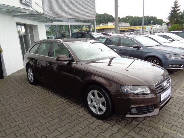Gebraucht Audi A4 170 PS (125 kW) 2011 Braun metallic Kombi
