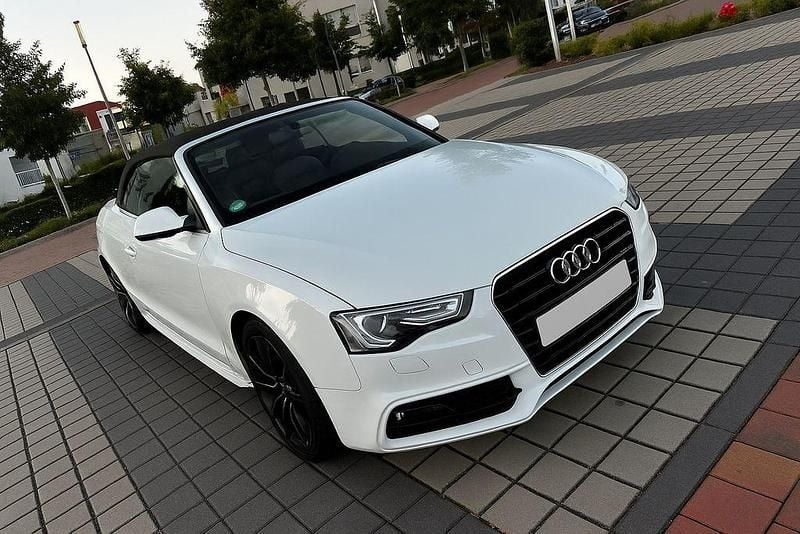 Weiß Gebraucht 2013 Audi A5 Cabriolet S-Line Cabrio | 11.699 € (Guter Preis) - Bild 1/4