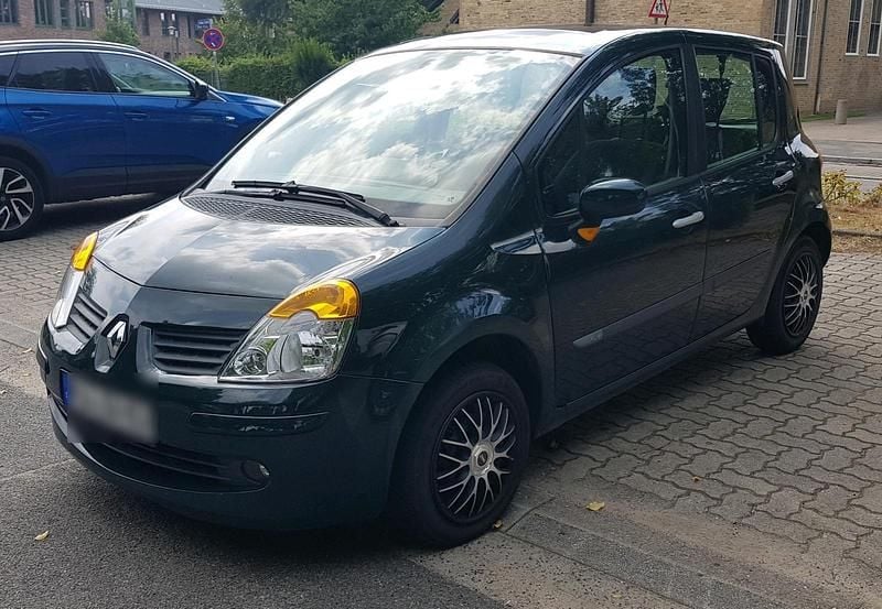 Grün Gebraucht 2005 Renault Modus Van / Kleinbus | 850 € (Guter Preis) - Bild 1/4