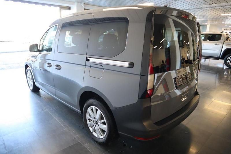 Gebraucht VW Caddy 102 PS (75 kW) 2024 Pure grey (grau) Van / Kleinbus
