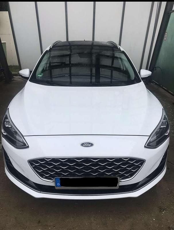 Gebraucht Ford Focus Vignale 182 PS (133 kW) 2019 Weiß Kombi