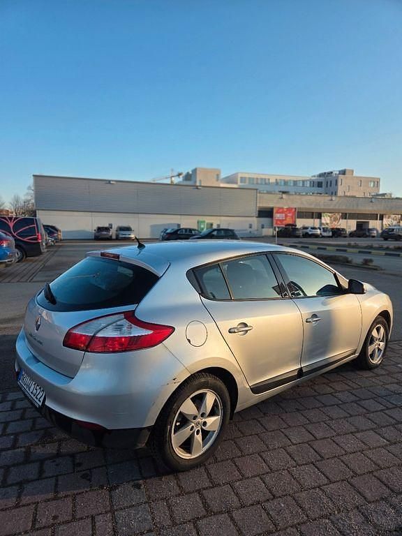 Gebraucht Renault Mégane III 110 PS (80 kW) 2008 Silber Kleinwagen