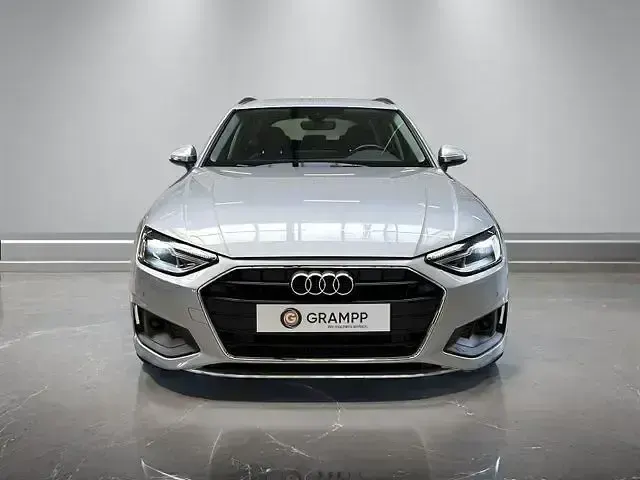 Second-hand Audi A4 Basis 163 CP (119 kW) 2024 Argintiu Break