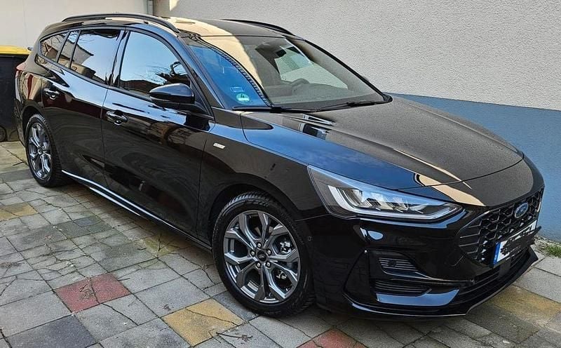 Gebraucht Ford Focus ST-Line 155 PS (114 kW) 2024 Schwarz Limousine