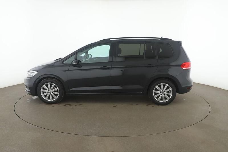 Gebraucht VW Touran Highline 116 PS (85 kW) 2019 Grau Van / Kleinbus