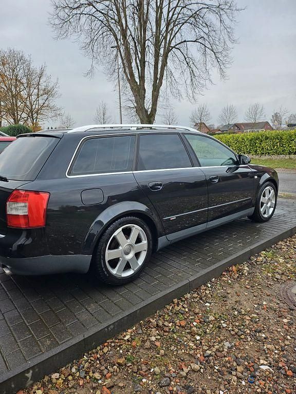 Gebraucht Audi A4 163 PS (119 kW) 2002 Schwarz Kombi