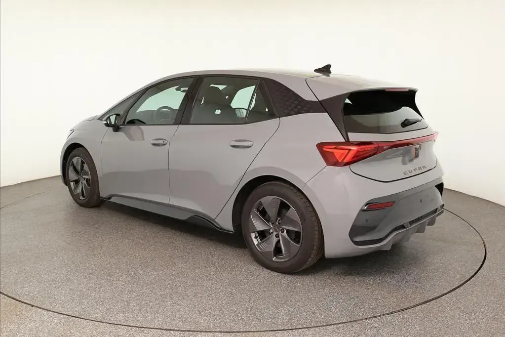 Gebraucht Cupra Born 150 kW (204 PS) 2024 Grau Kleinwagen