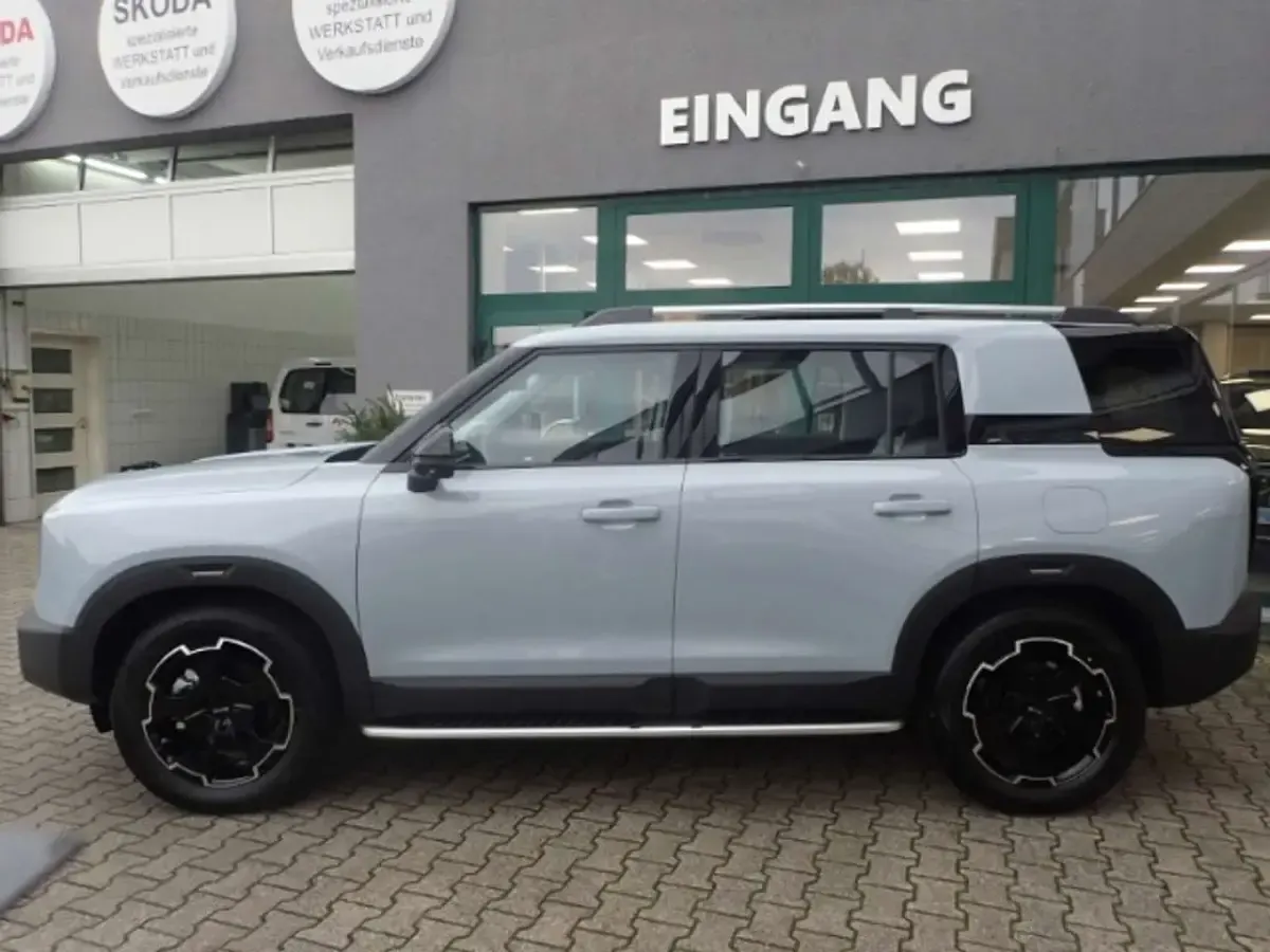 Neu Baic BJ30 280 PS (205 kW) 2026 Silver light blue SUV