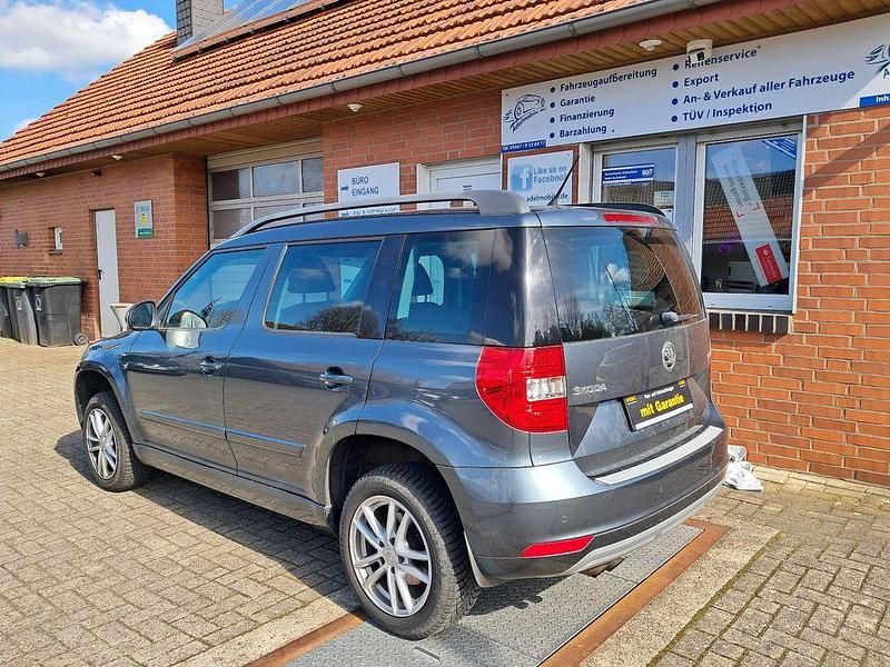 Gebraucht Skoda Yeti Joy 125 PS (91 kW) 2016 Grau SUV