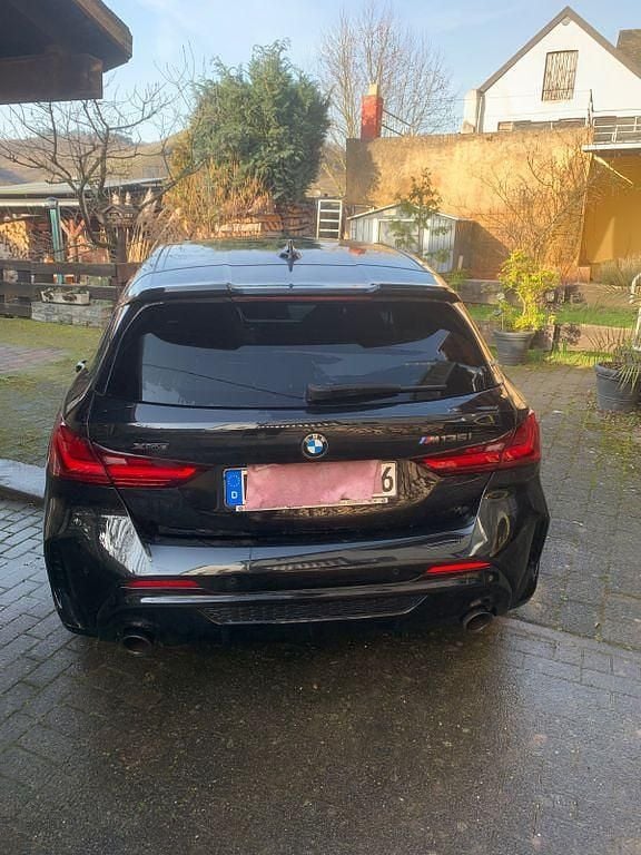 Gebraucht BMW M135 Efficient Dynamics 306 PS (225 kW) 2023 Schwarz Kleinwagen