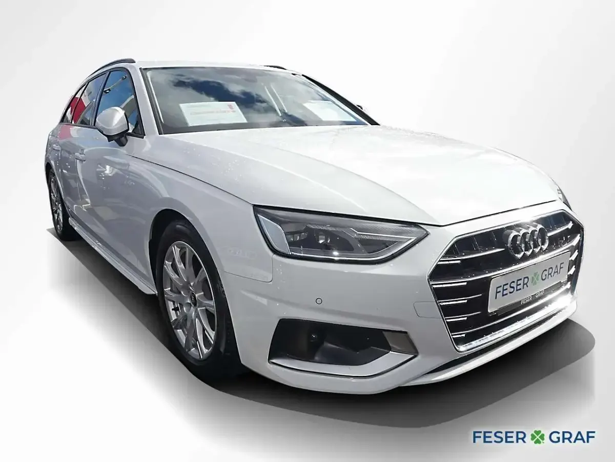 Second-hand Audi A4 Advanced 163 CP (119 kW) 2023 Alb Break