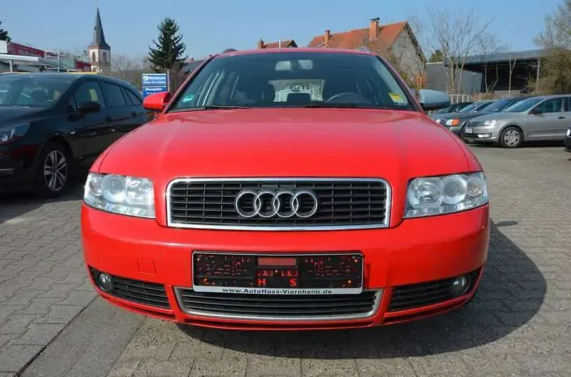 Używany Audi A4 131 KM (96 kW) 2004 Czerwony Kombi