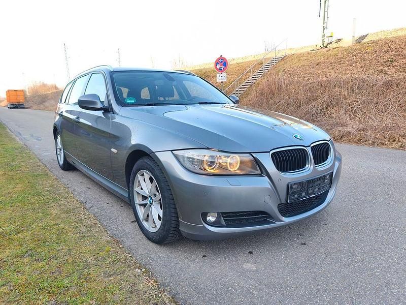 Gebraucht BMW 320 Comfort Edition 184 PS (135 kW) 2012 Grau Kombi
