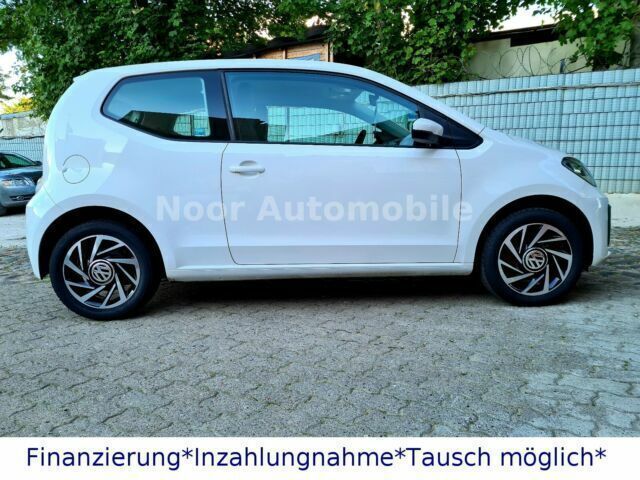 Gebraucht VW up! move up! 60 PS (44 kW) 2017 Weiß Kleinwagen