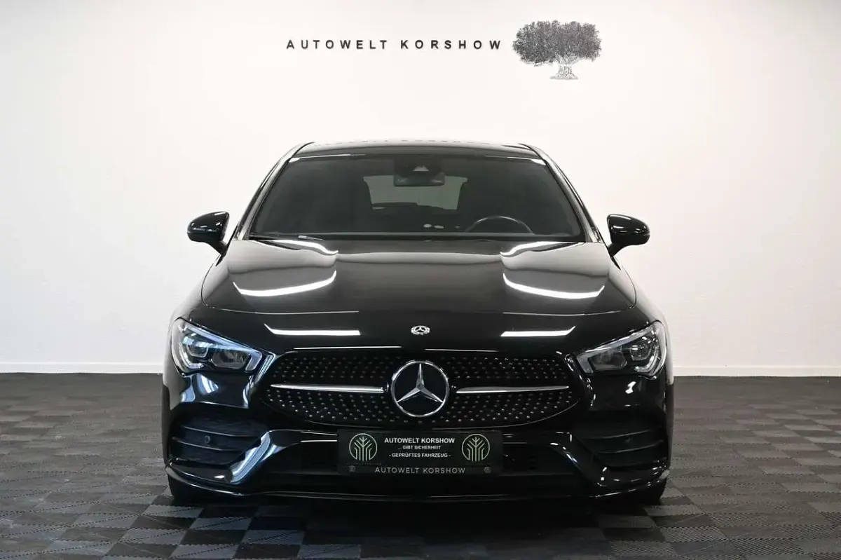 Gebraucht Mercedes CLA250 AMG line 224 PS (164 kW) 2020 Kosmosschwarz  metallicla Coupé