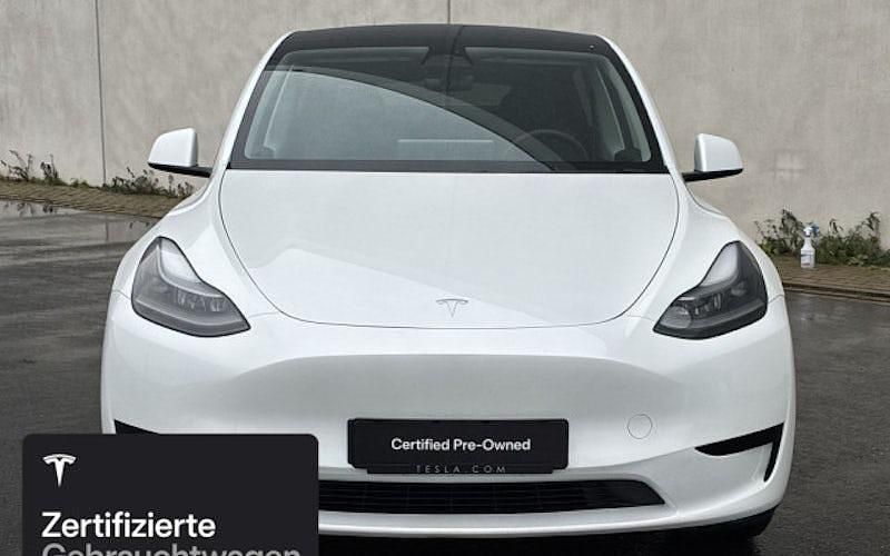 Gebraucht Tesla Model Y RWD 188 kW (256 PS) 2023 Weiß SUV