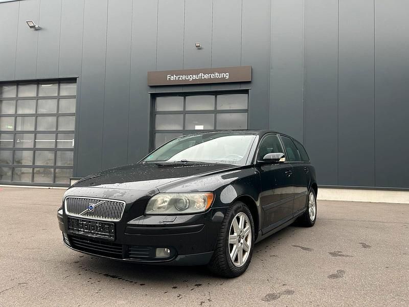 Schwarz Gebraucht 2005 Volvo V50 Kombi | 2.600 € (Guter Preis) - Bild 1/4