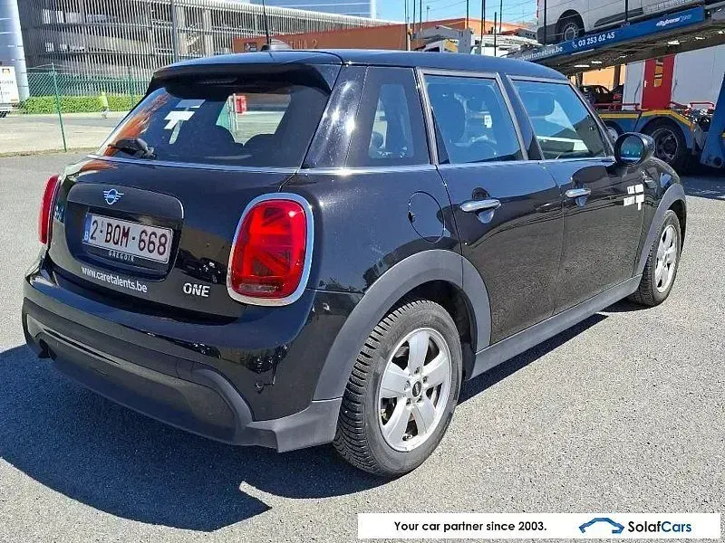 Gebraucht Mini ONE 102 PS (75 kW) 2022 Schwarz Kleinwagen