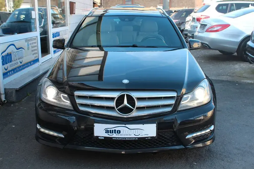 Gebraucht Mercedes C300 AMG line 231 PS (169 kW) 2011 Schwarz Limousine