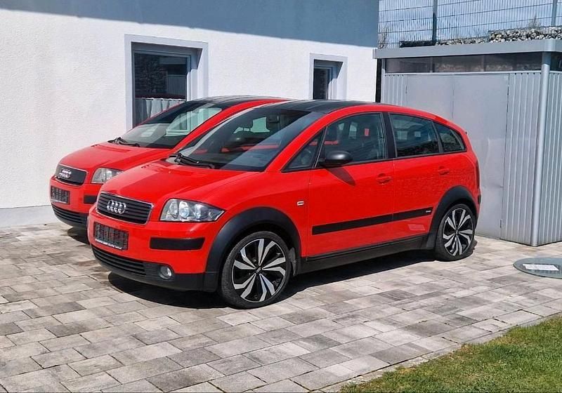 Second-hand Audi A2 S-line plus 75 CP (55 kW) 2004 Roșu Hatchback