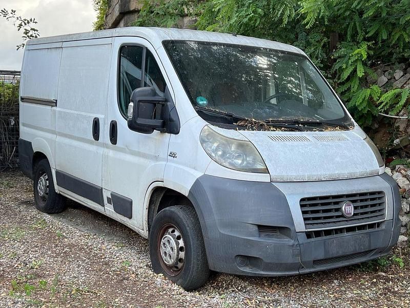 Weiß Gebraucht 2011 Fiat Ducato Van | 2.990 € (Superpreis) - Bild 1/4