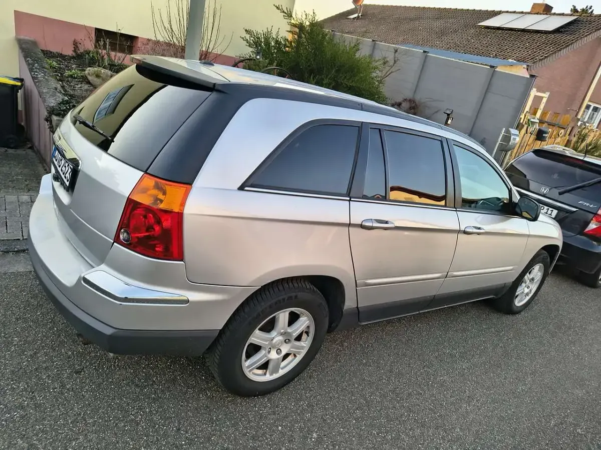 Usado Chrysler Pacifica 250 CV (183 kW) 2006 Gris SUV
