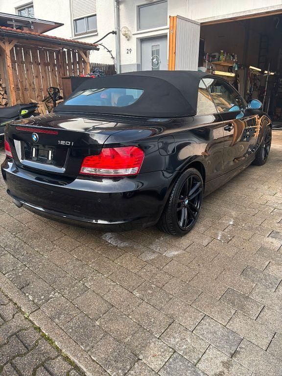 Gebraucht BMW 120 Cabriolet Sport Line 170 PS (125 kW) 2008 Schwarz Cabrio