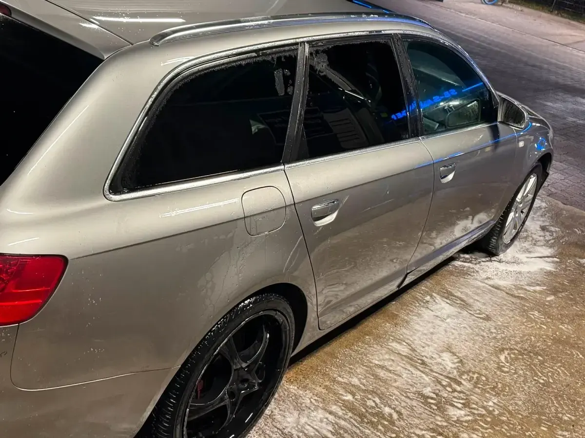 Gebraucht Audi A6 230 PS (169 kW) 2005 Grau Kombi