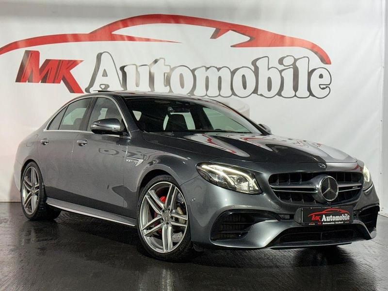 Grau Gebraucht 2019 Mercedes E63 AMG AMG Limousine | 53.990 € (Fairer Preis) - Bild 1/4