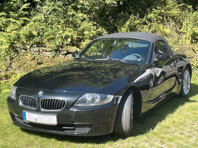 Schwarz Gebraucht 2007 BMW Z4 Sport Line Cabrio | 8.900 € (Fairer Preis) - Bild 1/4