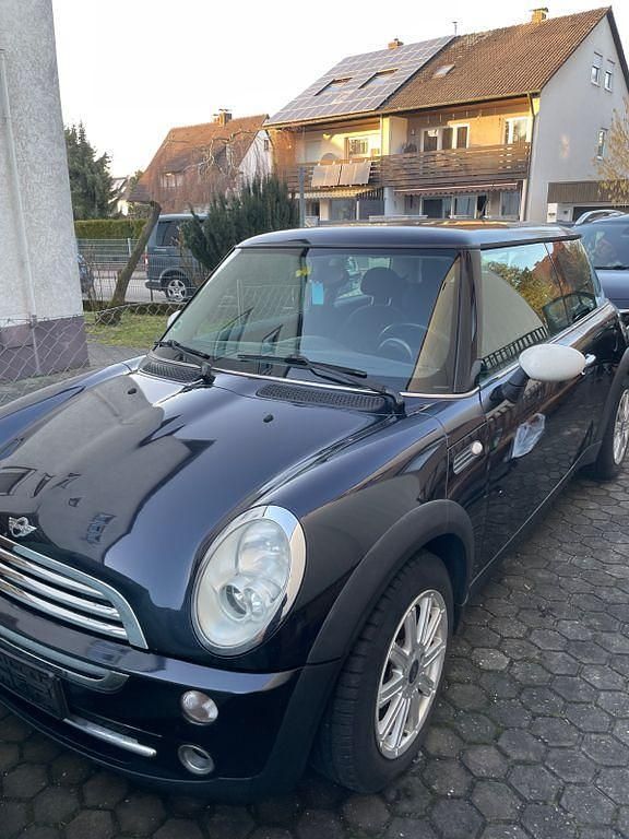 Usado Mini ONE 90 HP (66 kW) 2005 Preto Citadino