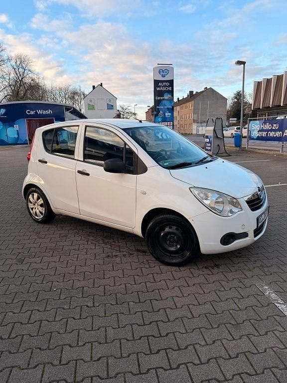 Gebraucht Opel Agila 68 PS (50 kW) 2010 Weiß Kleinwagen