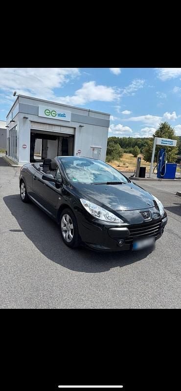 Schwarz Gebraucht 2006 Peugeot 307 CC Cabrio | 2.249 € (Fairer Preis) - Bild 1/4