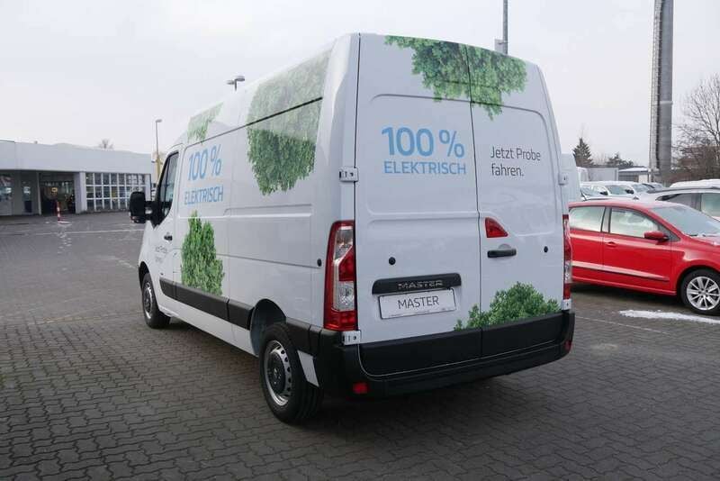 Gebraucht Renault Master 57 kW (78 PS) 2019 Weiß Van
