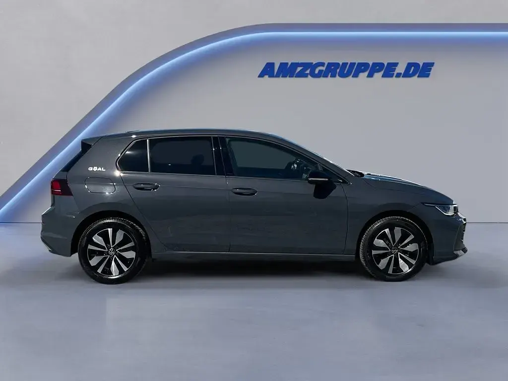Gebraucht VW Golf VIII Goal 150 PS (110 kW) 2025 Grau Limousine