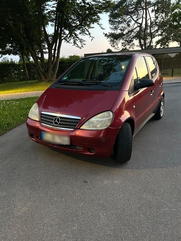 Rot Gebraucht 1998 Mercedes A160 Kleinwagen | 650 € (Guter Preis) - Bild 1/4
