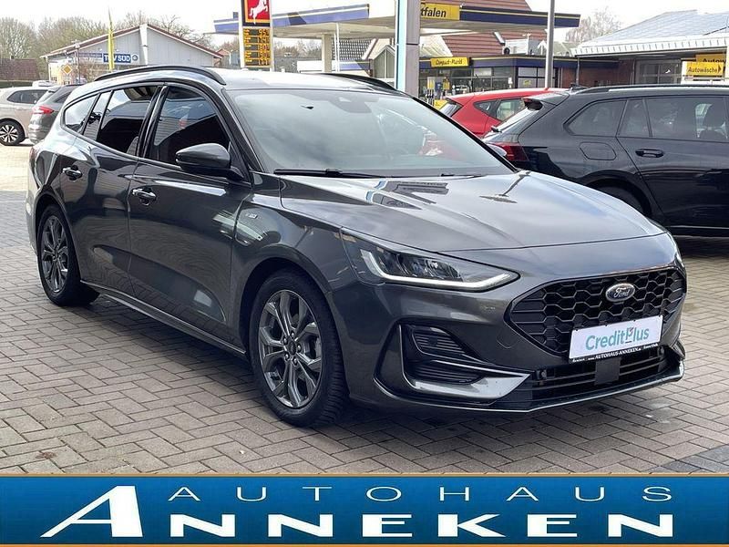 Gebraucht Ford Focus ST-Line 155 PS (114 kW) 2024 Grau Limousine