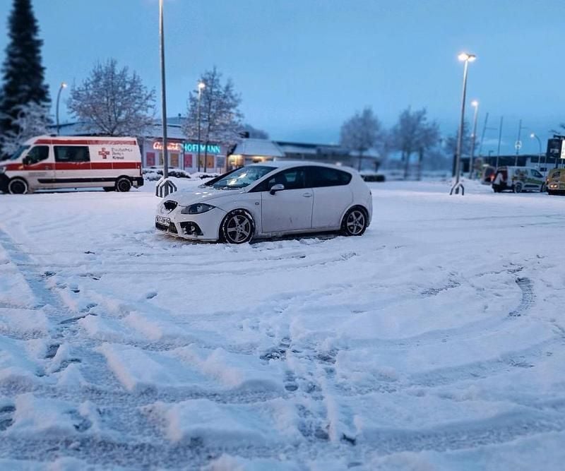 Gebraucht Seat Leon FR 170 PS (125 kW) 2007 Weiß Coupé