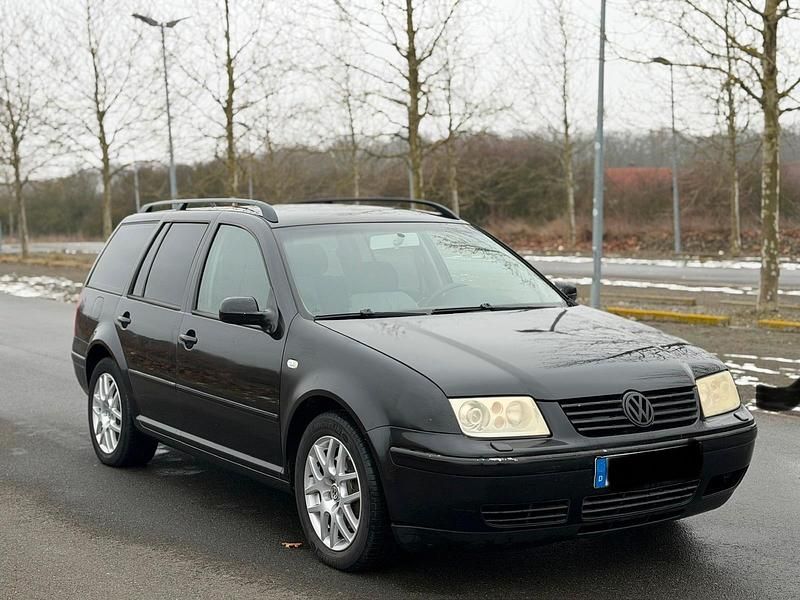 Gebraucht VW Bora 131 PS (96 kW) 2003 Schwarz Kombi
