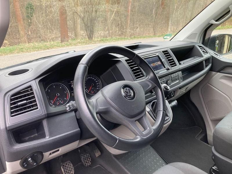 Second-hand VW T6 150 CP (110 kW) 2017 Alb Van