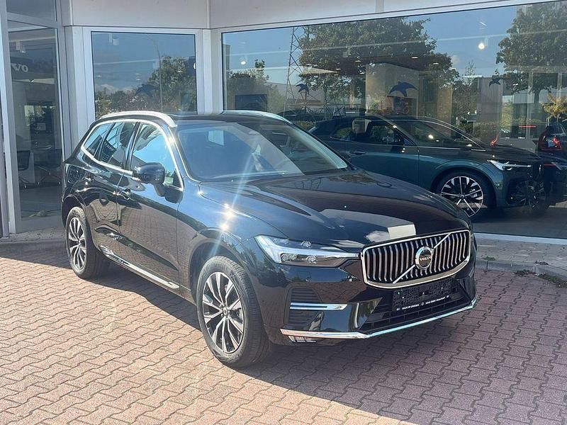 Schwarz Gebraucht 2023 Volvo XC60 Plus SUV | 39.990 € (Superpreis) - Bild 1/4