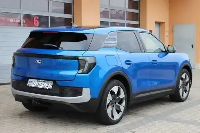 Używany Ford Explorer Premium 210 kW (286 KM) 2024 Niebieski SUV